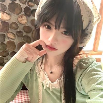艾米莉亚·佩雷斯